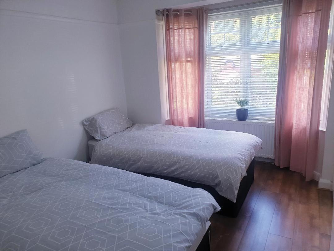Spacious Private Room In Vibrant South London Thornton Heath Bagian luar foto