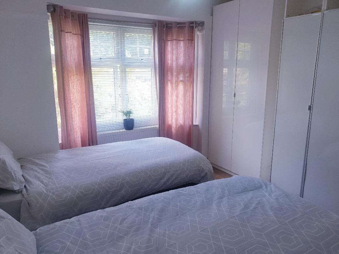 Spacious Private Room In Vibrant South London Thornton Heath Bagian luar foto
