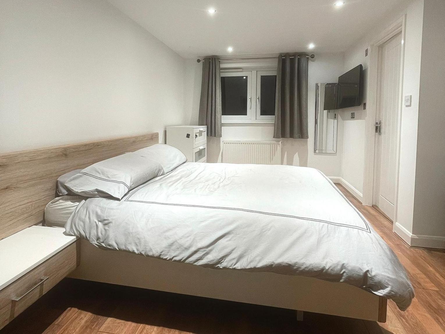 Spacious Private Room In Vibrant South London Thornton Heath Bagian luar foto